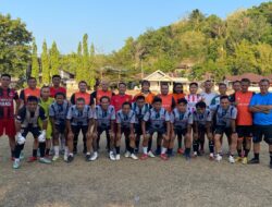 Laga Persahabatan Antara Minsel All Star Vs Tumpaan Old Star Bentuk Kebersamaan Antar Pemain